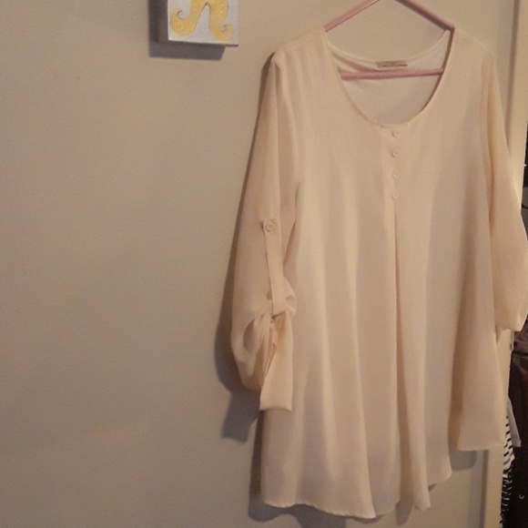 Cream Flowy Shirt - Picture 4 of 5
